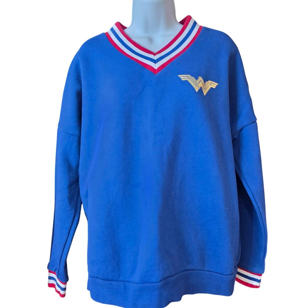 Boxlunch exclusive blue wonder‎ woman warrior sweatshirt, sz S